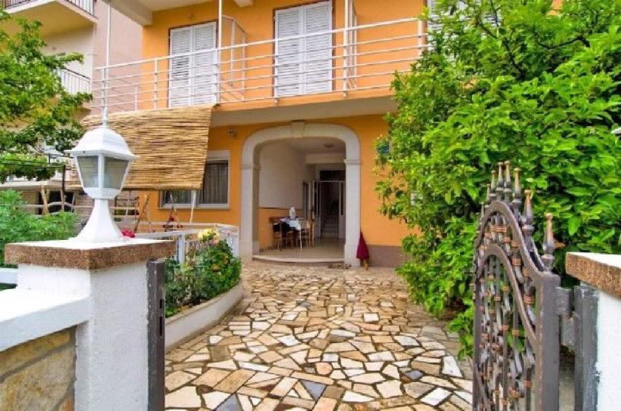 Apartments Josko グラダツ エクステリア 写真